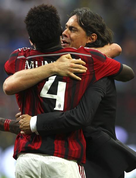 Milan-Lazio 3-1: l&#39;esordio ufficiale di Inzaghi  da brividi. Qui l&#39;esultanza di Pippo dopo il 2-0 di Muntari. Getty